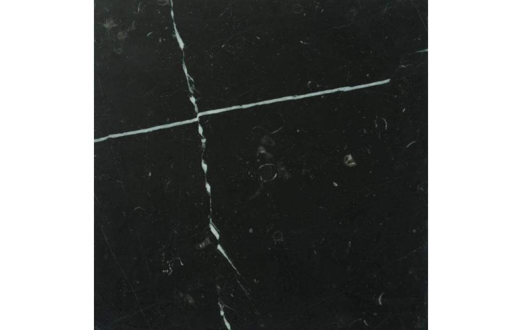 Чорна (Black)