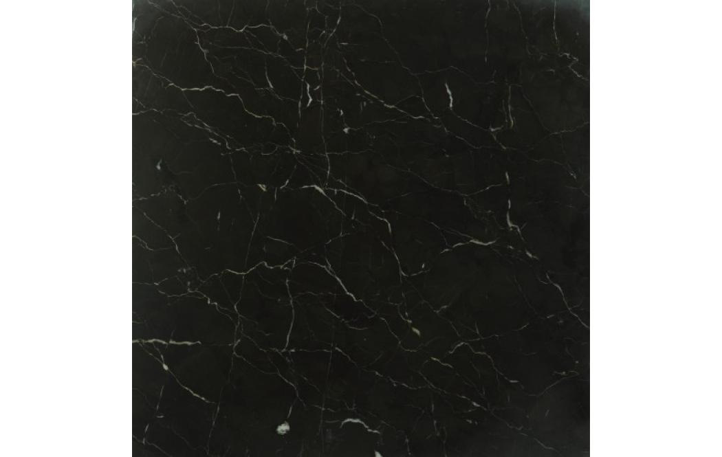 Чорна (Black)