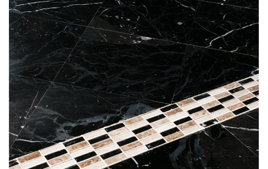 облицовка лестницы мрамором - Черный мрамор BLACK PERL (БЛЕК ПЕРЛ)